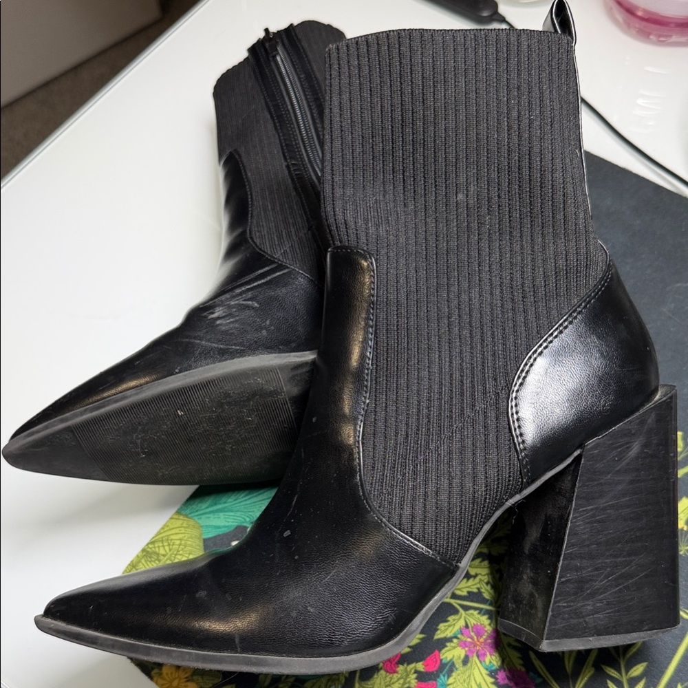 Wild Pair Black Textured Heeled Boots